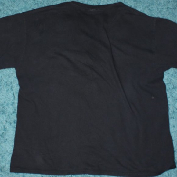 Vegan Vintage Shirt - Picture 2 of 2